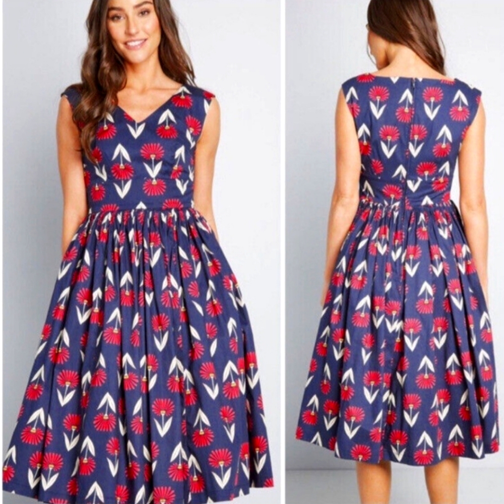 Modcloth Fabulous Fit & Flare V Neck Cotton Dress Navy Pink Flowers  Plus Size14